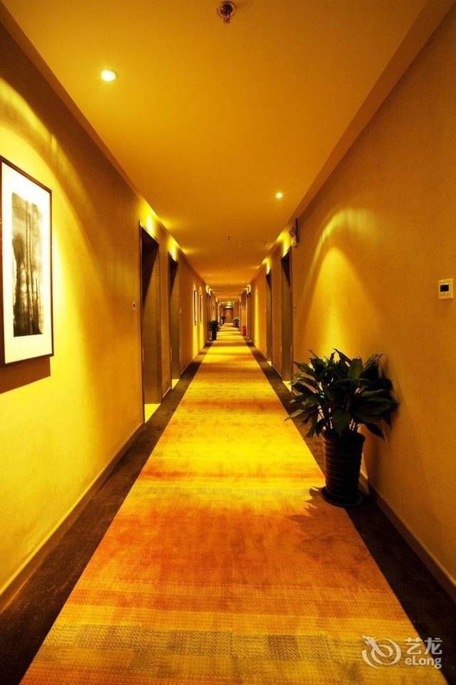 Heyi Hotel Hefei Changjiang Middle Road Bagian luar foto