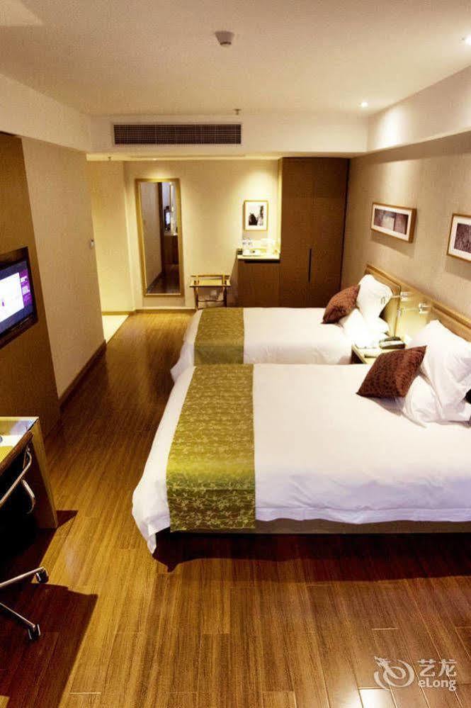 Heyi Hotel Hefei Changjiang Middle Road Bagian luar foto